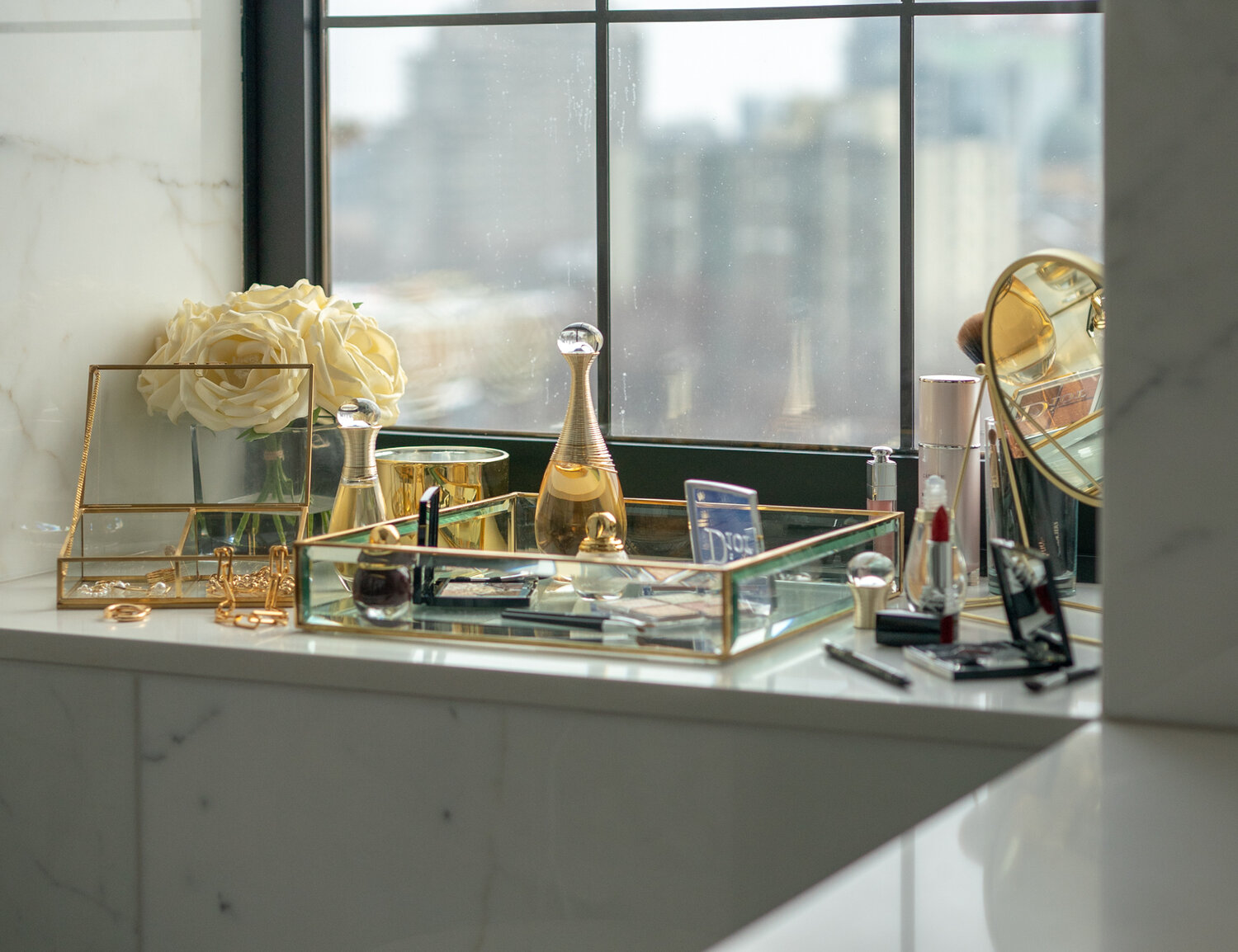 10 Ways to Store and Preserve Your Paris Hilton Perfume Collection