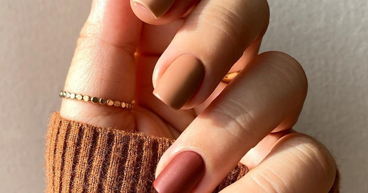 How to Make Your Brown Nails Last Longer插图2