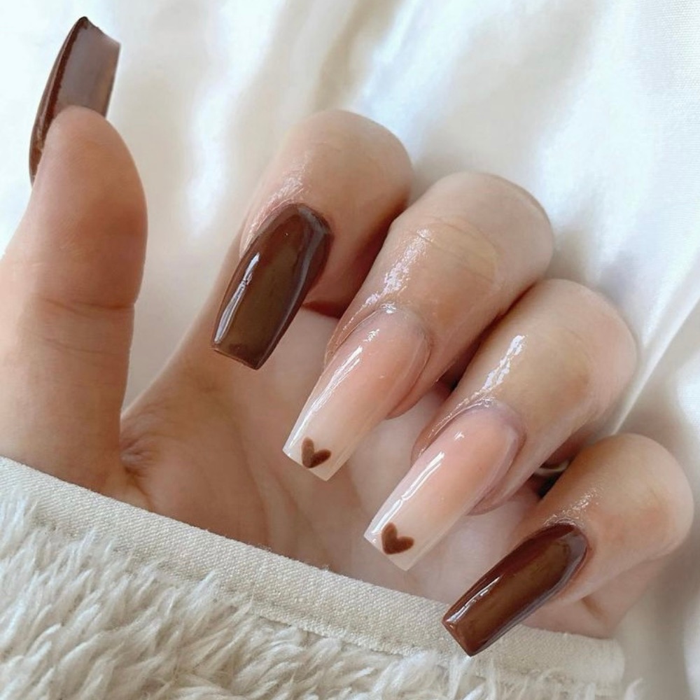 How to Make Your Brown Nails Last Longer插图4