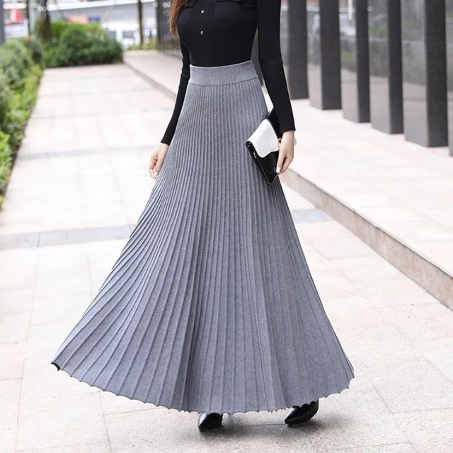Adorning Elegance: Jewelry and Accessories to Complement Long Skirts插图