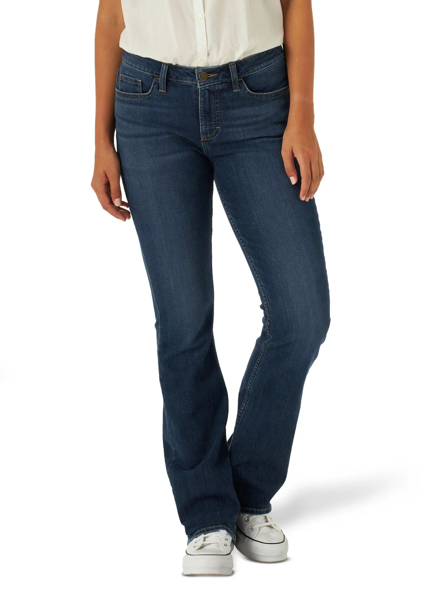 Bootcut jeans women's, with their subtle flare and time-honored design, stand as a beloved style in women's denim fashion.