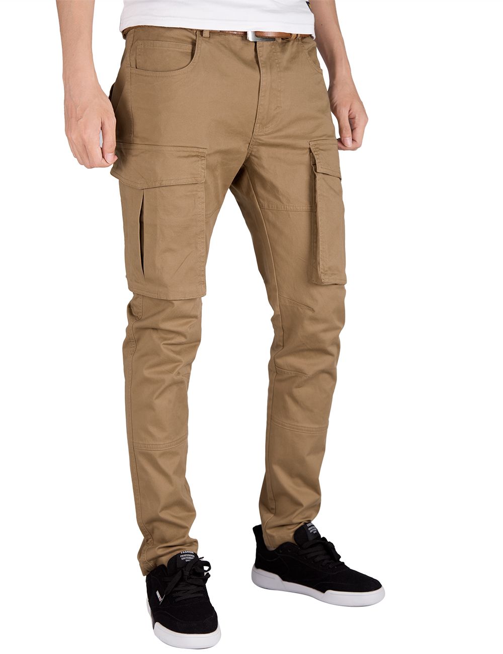 Baggy pants men have made a stylish comeback, offering both comfort and versatility in modern fashion. However, mastering