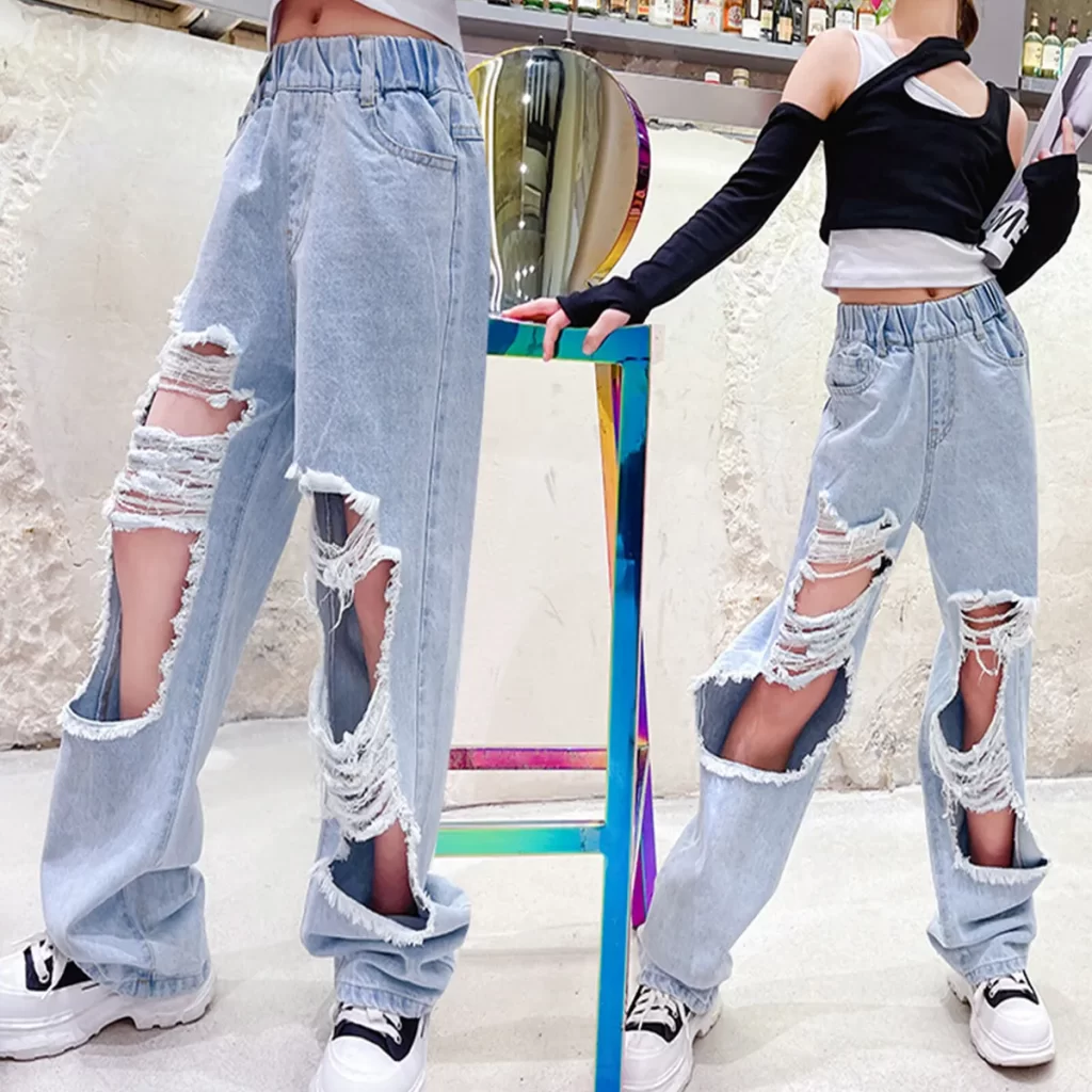 How to fix ripped jeans?