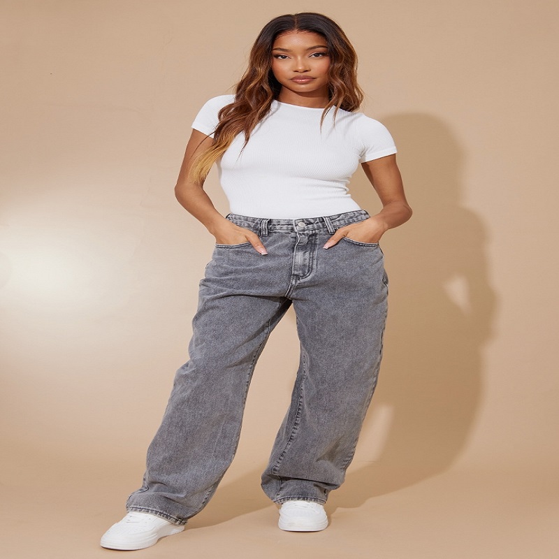 Women's baggy jeans