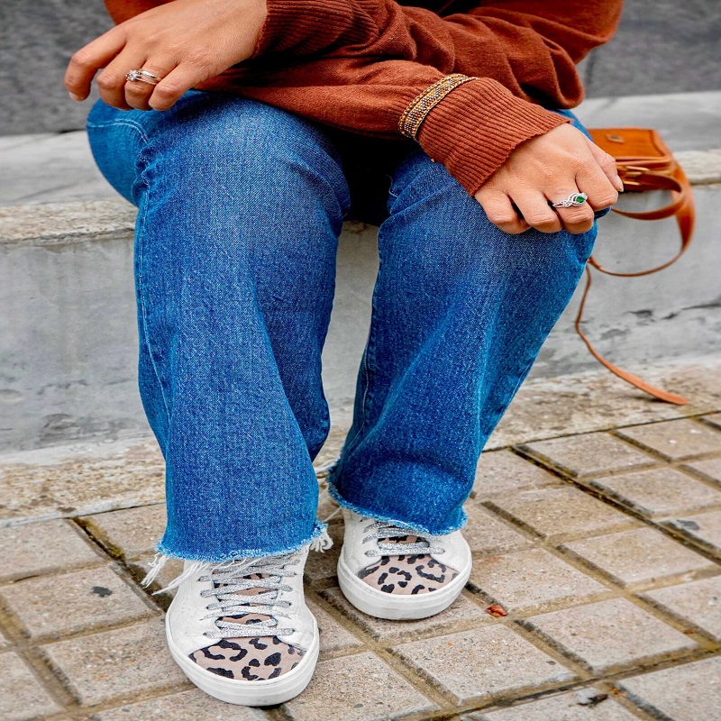 shoes with bootcut jeans