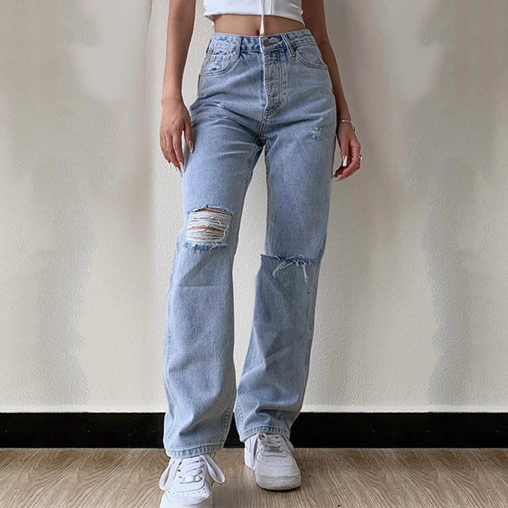 Baggy mom jeans