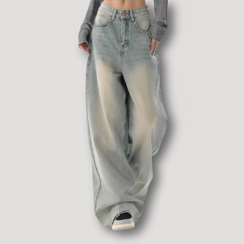 Light wash baggy jeans