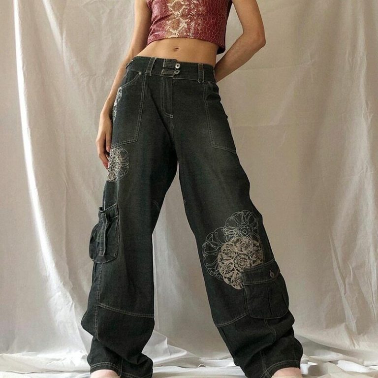 Black jeans baggy