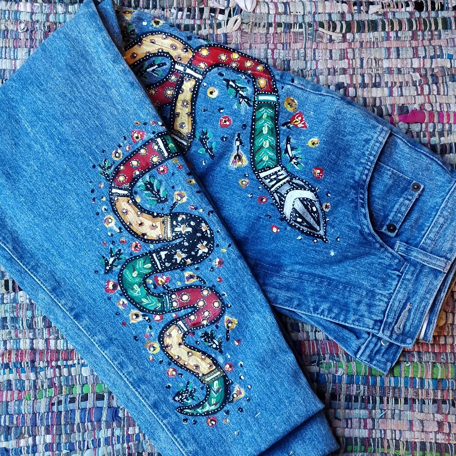 paint jeans