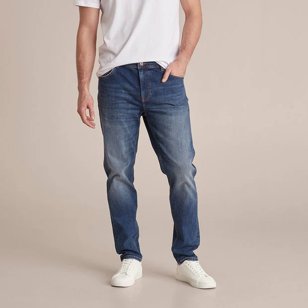 tapered jeans