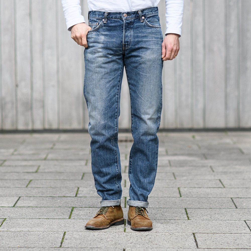 tapered jeans