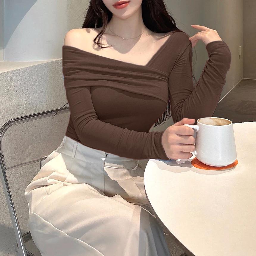 off shoulder tops