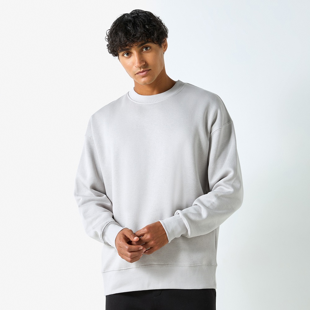 sweat shirts