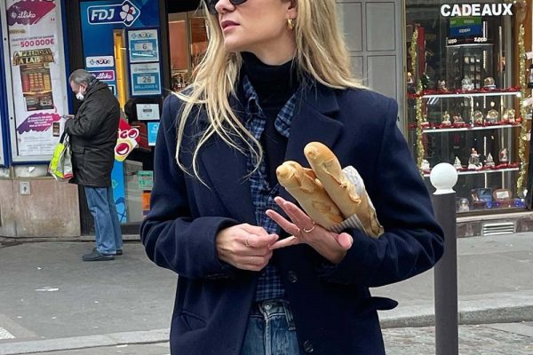 Navy Blue Blazer: Tips for Creating the Perfect Outfit Ensemble oversized-blazer-outfits