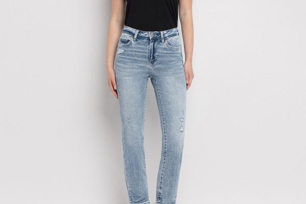 Straight Jeans: A Timeless Wardrobe Staple for Every Occasion straight jeans